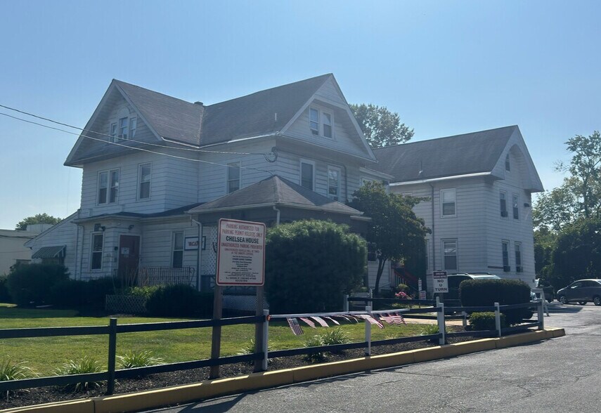 Northern NJ Rooming House Portfolio portefeuille de 15 biens à vendre sur LoopNet.fr - Photo de l’immeuble – Image 2 sur 13