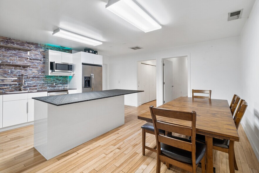 2721 W Holden Pl, Denver, CO à louer - Photo de l’immeuble – Image 3 sur 13