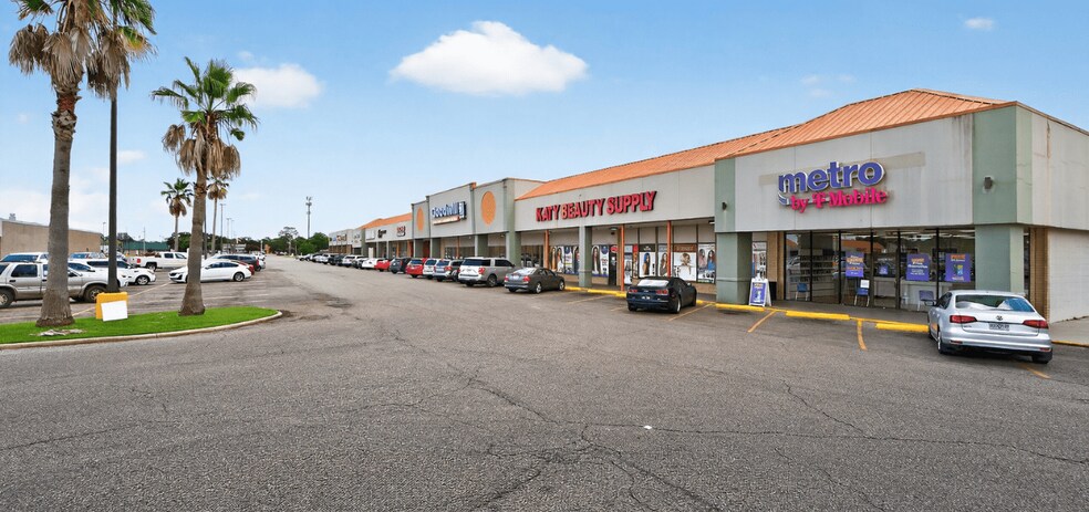 105 Hardy Court Shopping Ctr, Gulfport, MS à vendre - Photo de l’immeuble – Image 3 sur 9