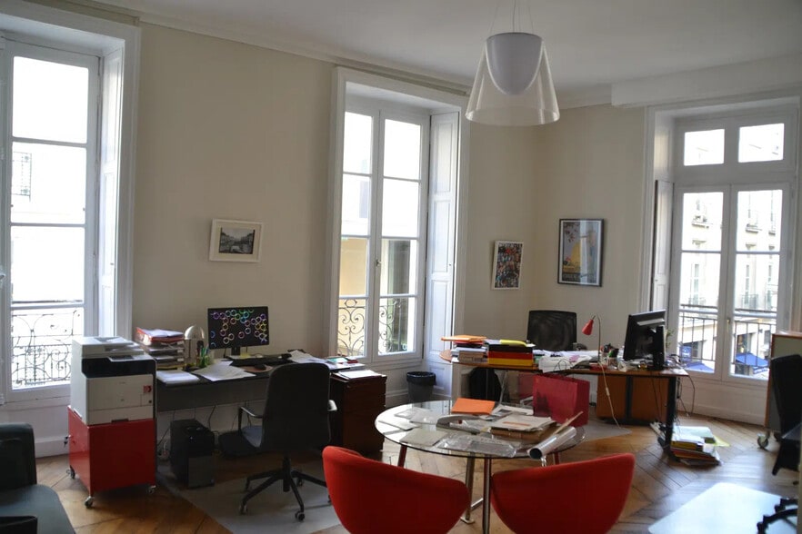 5 Rue Santeuil, Nantes à louer - Photo de l’immeuble – Image 2 sur 13