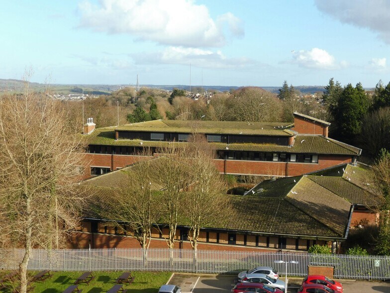 Tailyour Rd, Plymouth à louer - Photo de l’immeuble – Image 3 sur 13