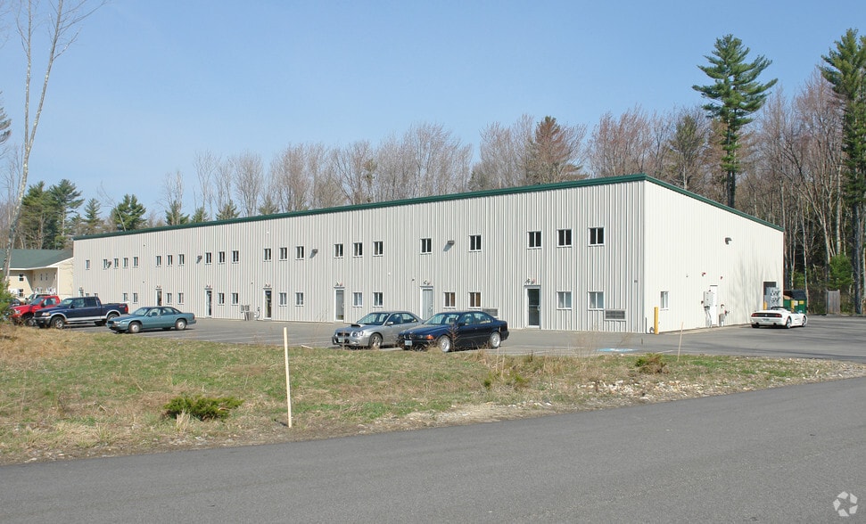 95 Ledge Rd, Seabrook, NH à louer - Photo principale – Image 1 sur 19