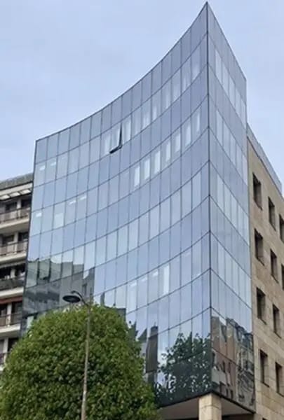 25 Rue De La Plaine, Paris à vendre Photo de l’immeuble– Image 1 sur 8