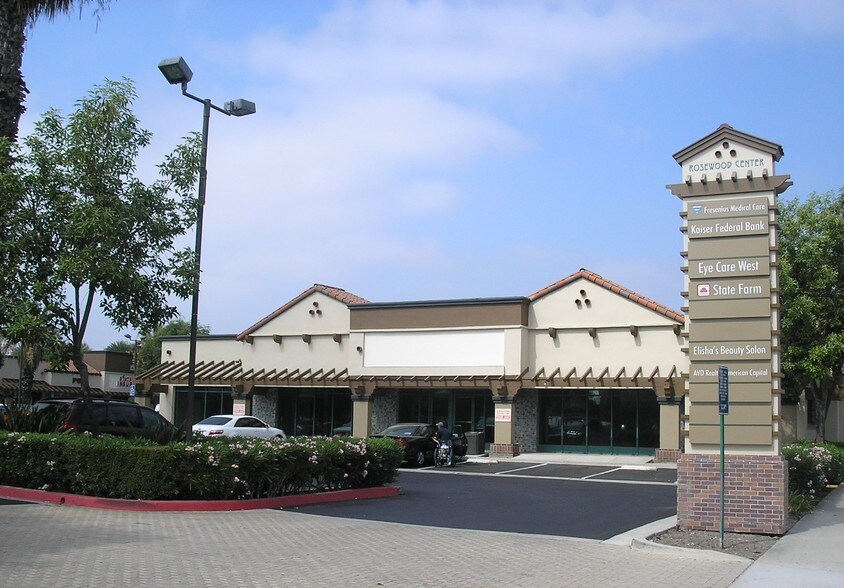 10040-10136 Rosecrans Ave, Los Angeles, CA à louer - Photo de l’immeuble – Image 2 sur 9