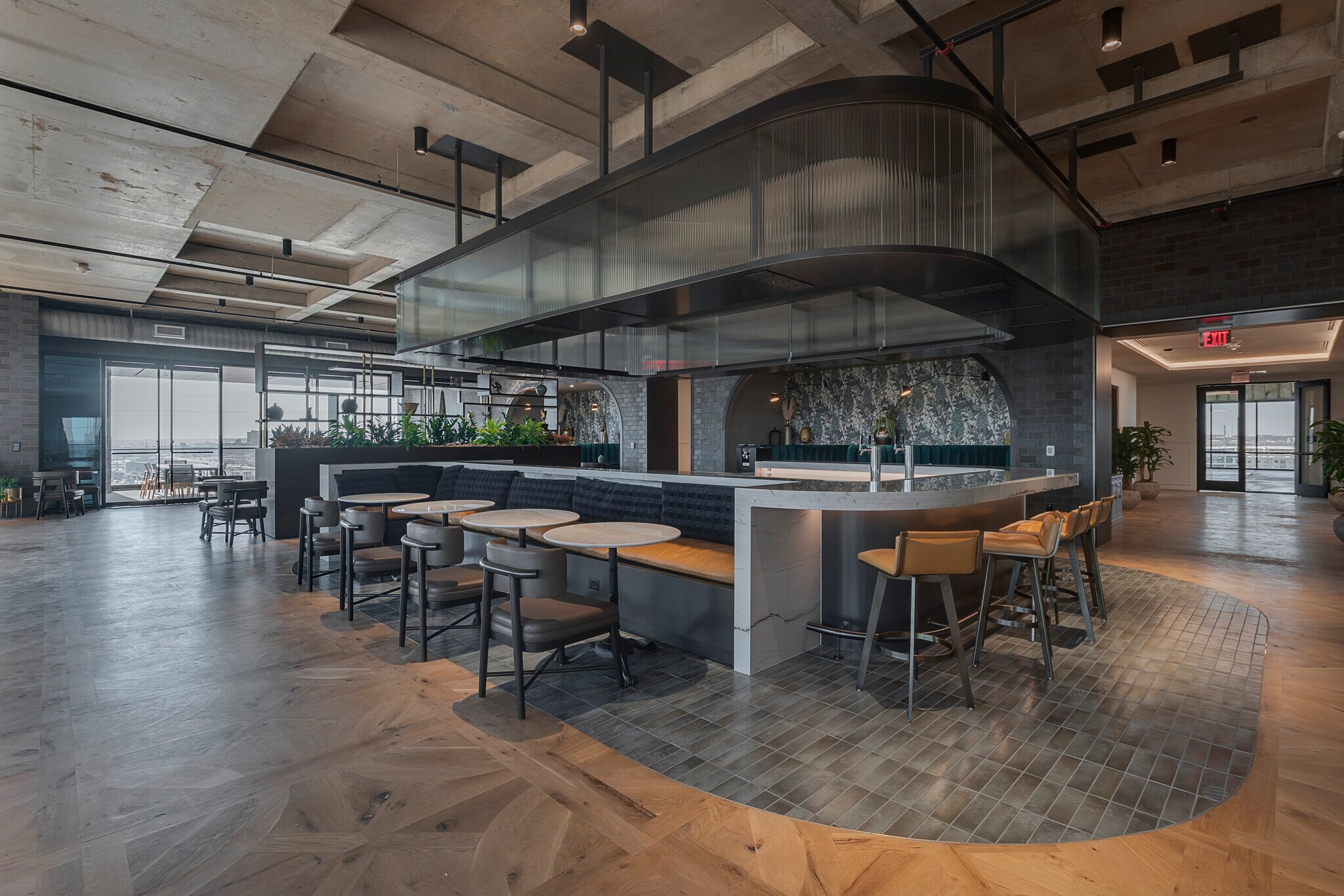 1333 Oak Lawn Ave, Dallas, TX à louer Photo principale– Image 1 sur 48