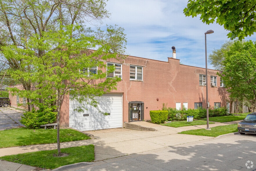 8040 Ridgeway Ave, Skokie, IL à vendre - Photo principale – Image 1 sur 13
