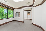 Suite 290 - Reception
