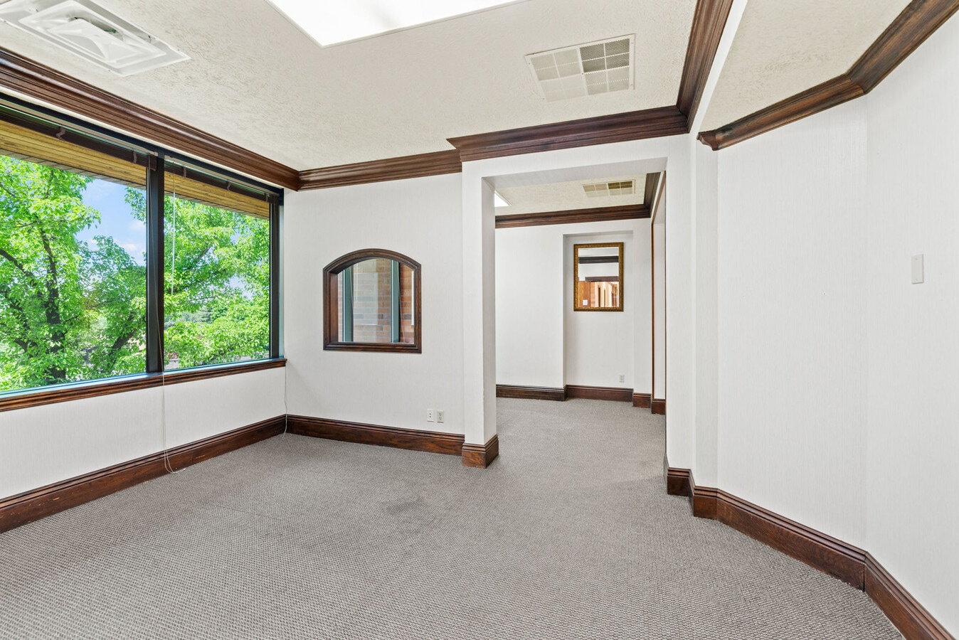 2696 N University Ave, Provo, UT 84604 - Lot 290 - - Photo intérieure - Image 2 of 11