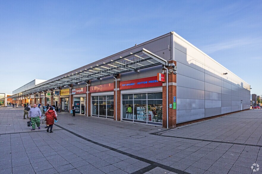 1-12 Pavilion Shopping Centre, Thornaby à louer - Photo principale – Image 1 sur 10