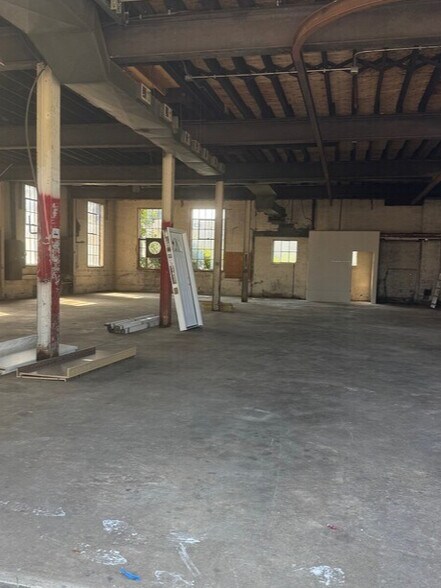 8 Van Tassell Ct, Norwalk, CT à louer - Photo de l’immeuble – Image 2 sur 3