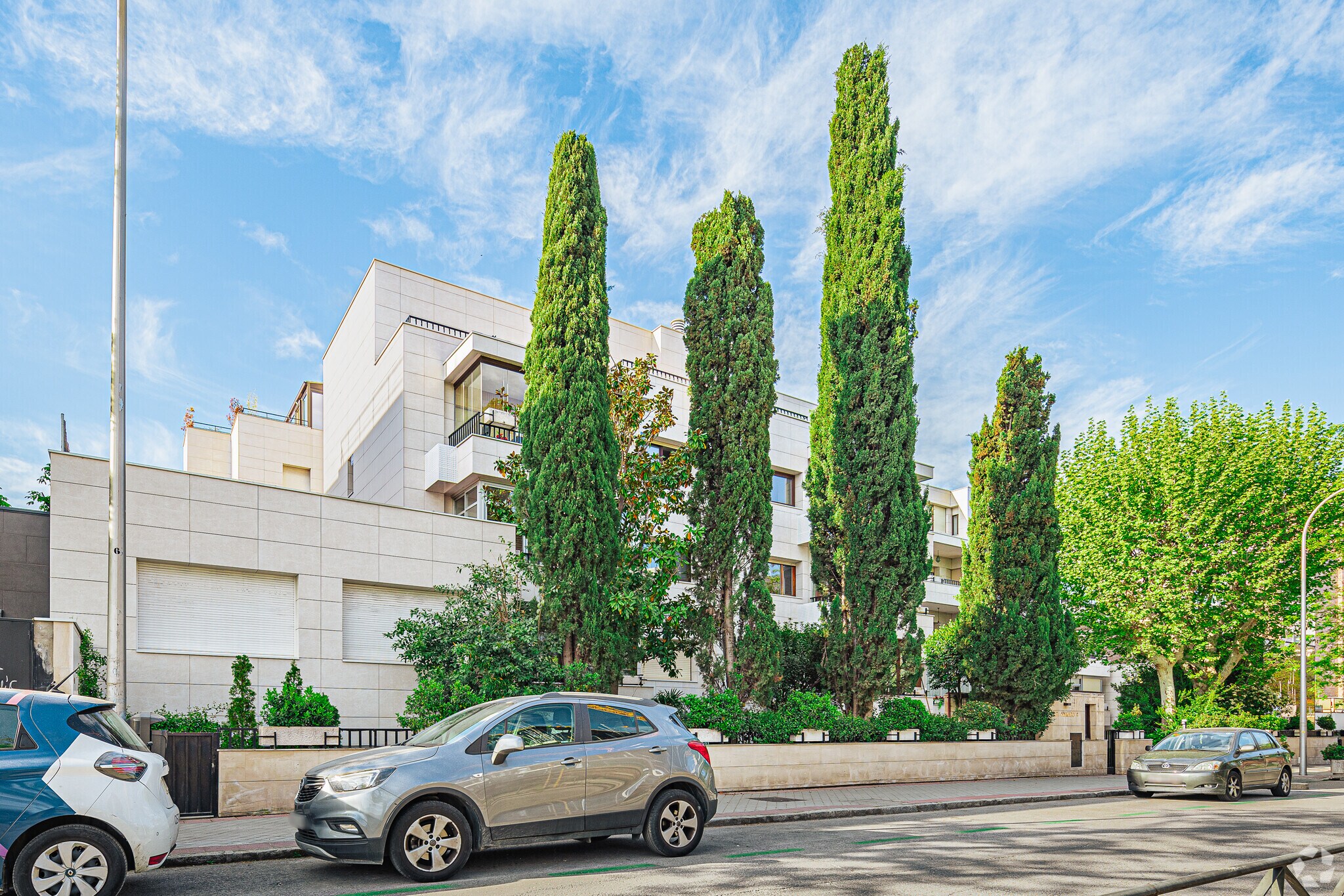 Immeuble residentiel dans Madrid, Madrid à vendre Photo principale– Image 1 sur 4