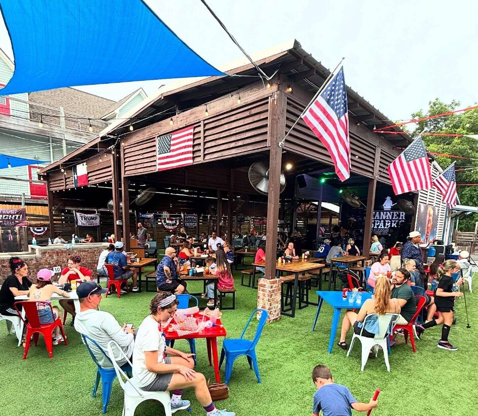 409 Bradford Ave, Kemah, TX à louer Photo principale– Image 1 sur 14