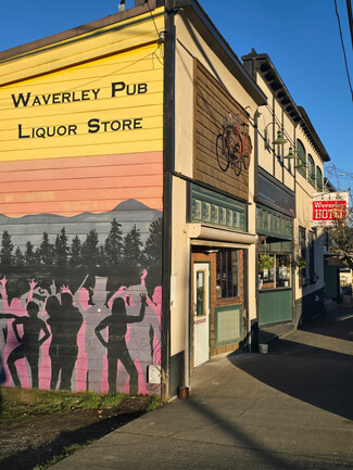 Plus de détails pour 2692 Dunsmuir Ave, Cumberland, BC - Local commercial à vendre