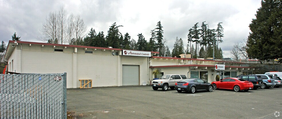 11447 120th Ave NE, Kirkland, WA à louer - Photo de l’immeuble – Image 1 sur 3