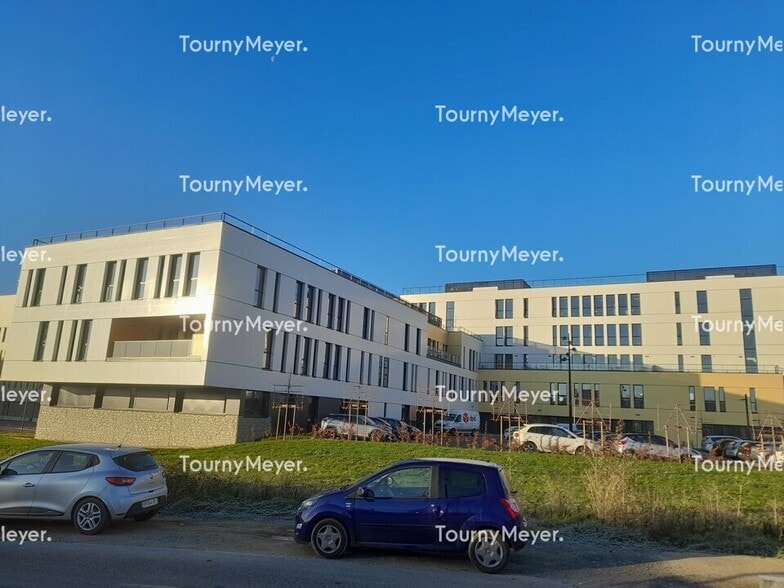 Bureau dans Rennes à louer - Photo de l’immeuble – Image 1 sur 2