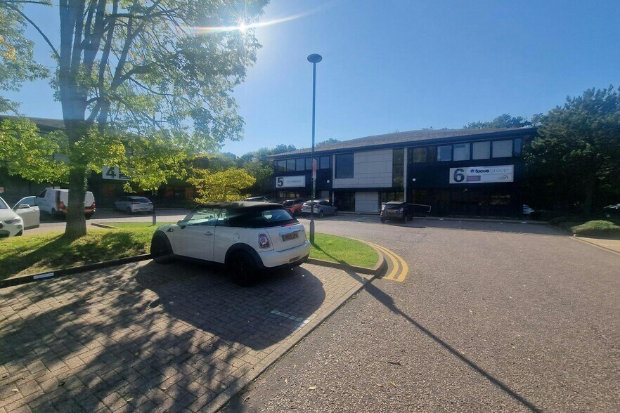 Crockford Ln, Chineham à louer - Photo de l’immeuble – Image 3 sur 3