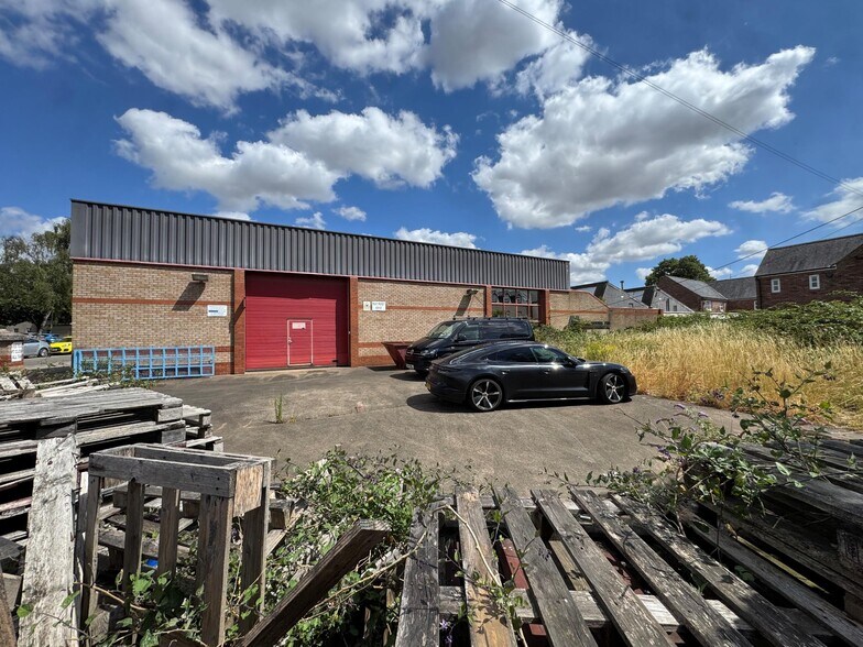 14-22 Kings Rd, Market Harborough à vendre - Photo de l’immeuble – Image 3 sur 5