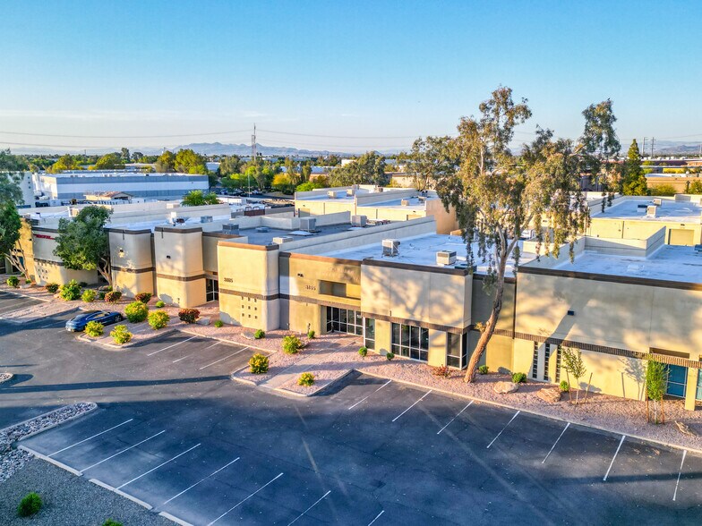 3155 N Colorado St, Chandler, AZ à louer - Photo de l’immeuble – Image 3 sur 7