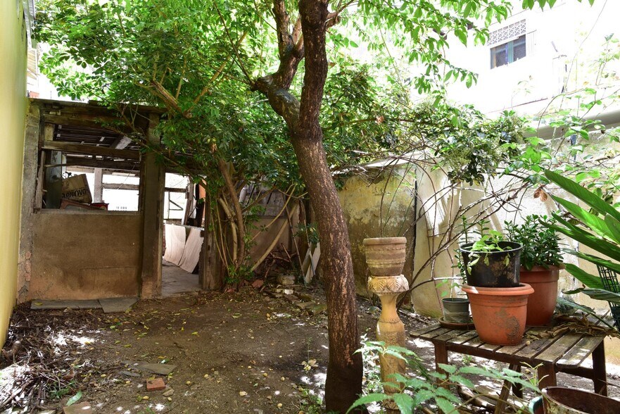 View Photo