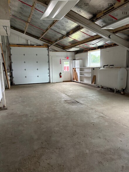 1670 Broadway, Bangor, ME à louer - Photo de l’immeuble – Image 2 sur 8