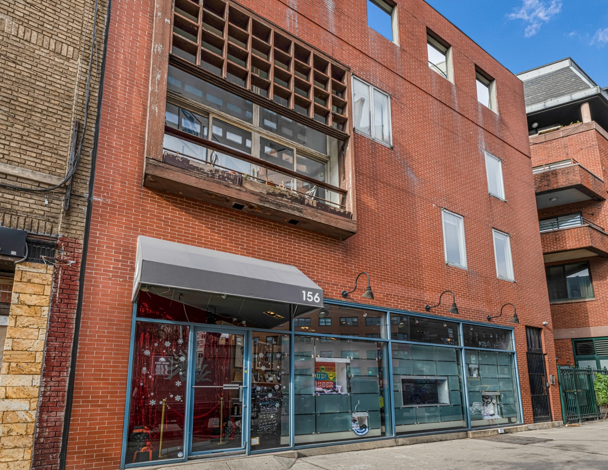 156-158 Seventh Ave S, New York, NY à louer Photo principale– Image 1 sur 3