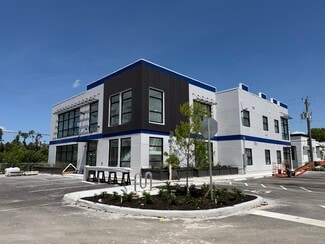 Plus de détails pour 14230 Metropolis Ave, Fort Myers, FL - Bureau/Médical à louer