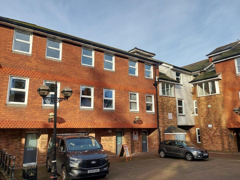 Coach and Horses Passage, Tunbridge Wells à louer - Photo de l’immeuble – Image 1 sur 15