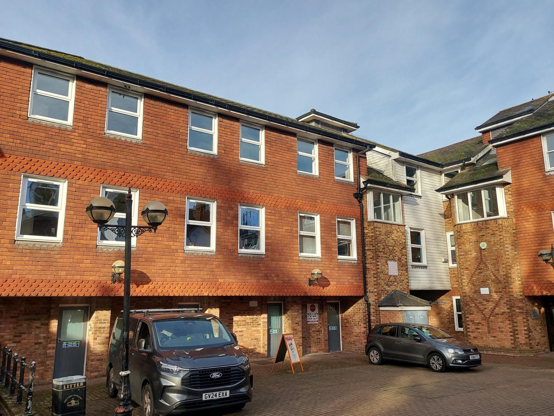 Coach and Horses Passage, Tunbridge Wells à louer Photo de l’immeuble– Image 1 sur 16