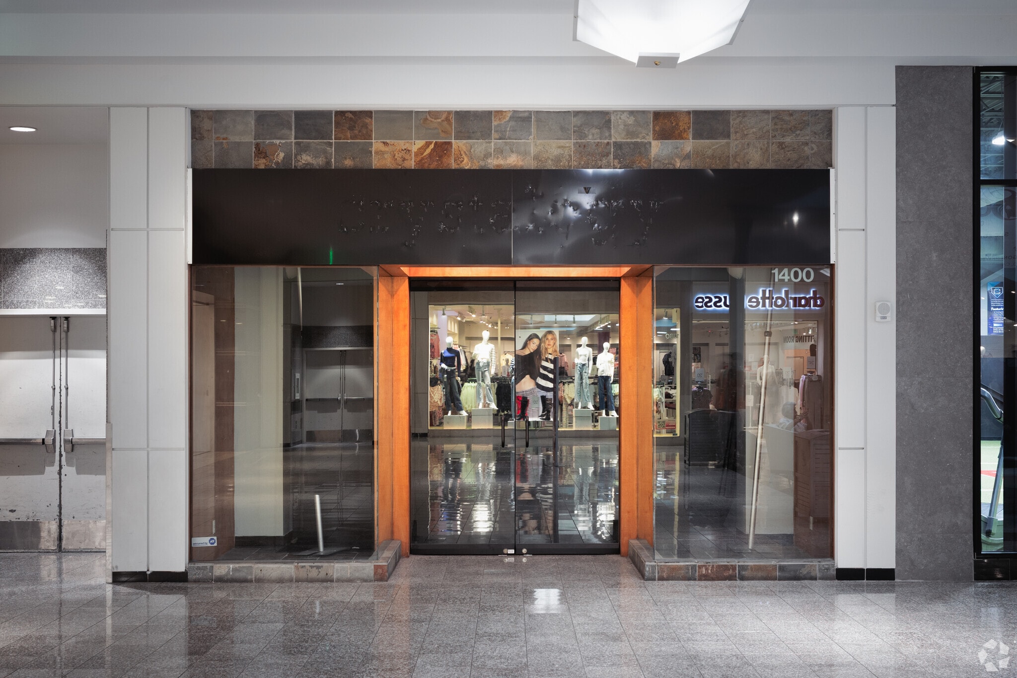 40820 Winchester Rd, Temecula, CA à louer Photo intérieure– Image 1 sur 3