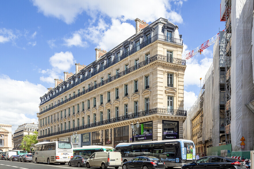 38 Avenue De L'Opera, Paris à louer - Photo de l’immeuble – Image 3 sur 4