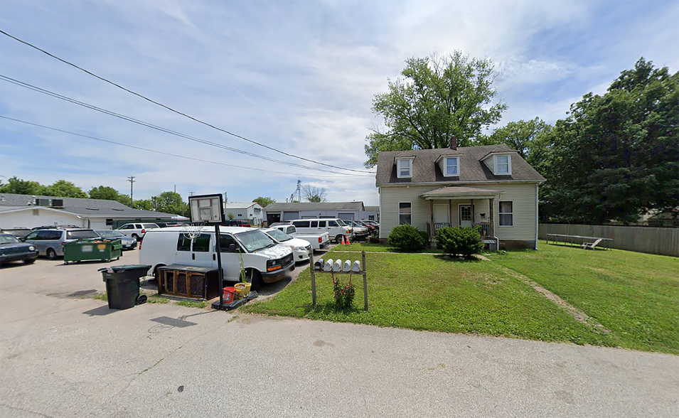 320 Depot St, Saint Peters, MO à vendre - Photo principale – Image 1 sur 4