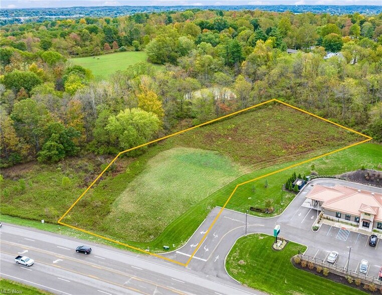 Northpointe Dr, Zanesville, OH à vendre - Photo de l’immeuble – Image 2 sur 16