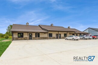 Plus de détails pour 106 Towne Centre Dr, Urbana, IA - Local commercial à louer