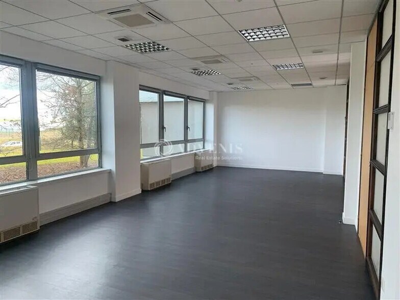 Bureau dans Bourges à louer - Photo intérieure – Image 2 sur 3