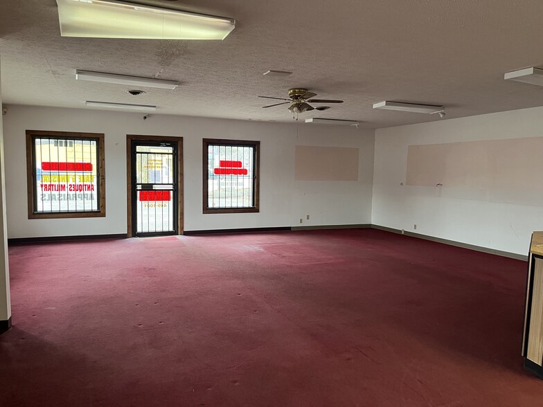 1818 Elmwood Ave, Lafayette, IN à louer - Photo de l’immeuble – Image 3 sur 4