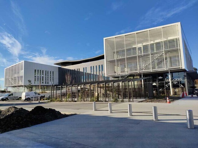 Plus de détails pour Bureau à vendre