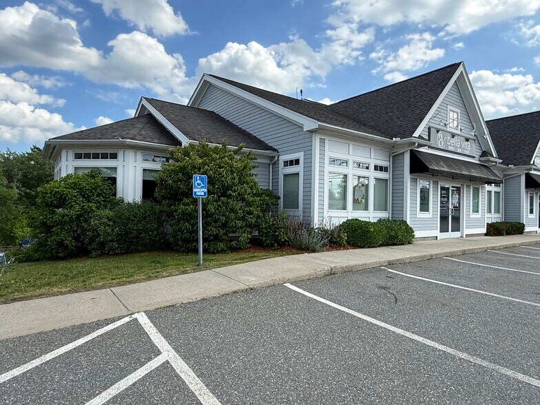 1005-1025 Osgood St, North Andover, MA à vendre - Photo de l’immeuble – Image 2 sur 29