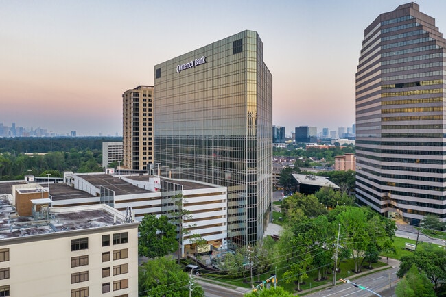 Plus de détails pour 2 RIVERWAY, Houston, TX - Bureau à louer
