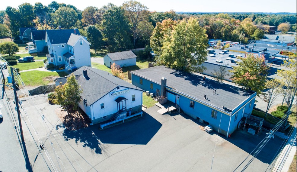 780 Worcester Street & 92 Park Ave portefeuille de 2 biens à vendre sur LoopNet.fr - Photo de l’immeuble – Image 2 sur 6