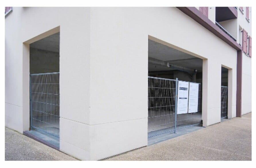 Local commercial dans Saintry-sur-Seine à louer - Photo de l’immeuble – Image 3 sur 7