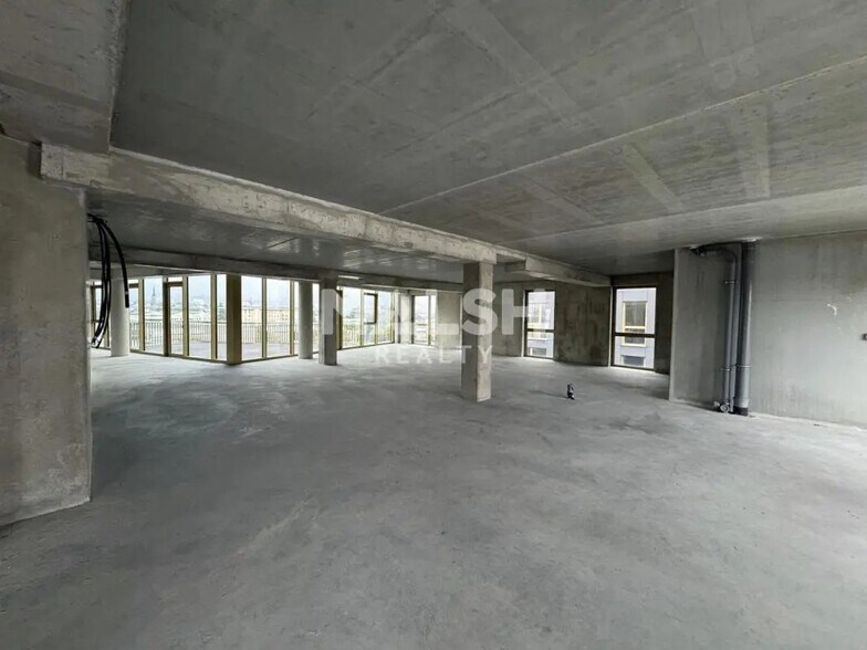 Bureau dans Saint-Étienne à louer - Photo de l’immeuble – Image 2 sur 3