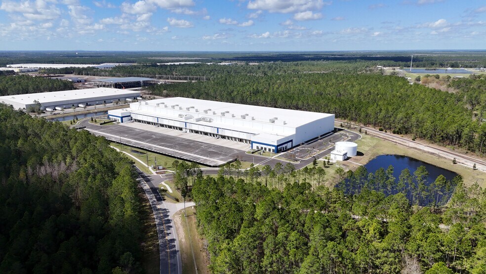 10105 Pritchard Road, Jacksonville, FL à louer - Photo de l’immeuble – Image 1 sur 6