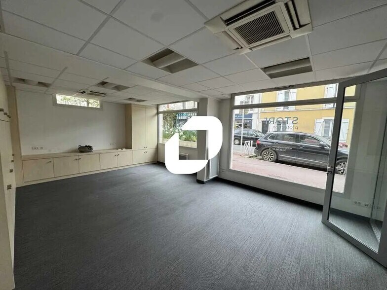 Bureau dans Montrouge à louer - Photo de l’immeuble – Image 2 sur 13