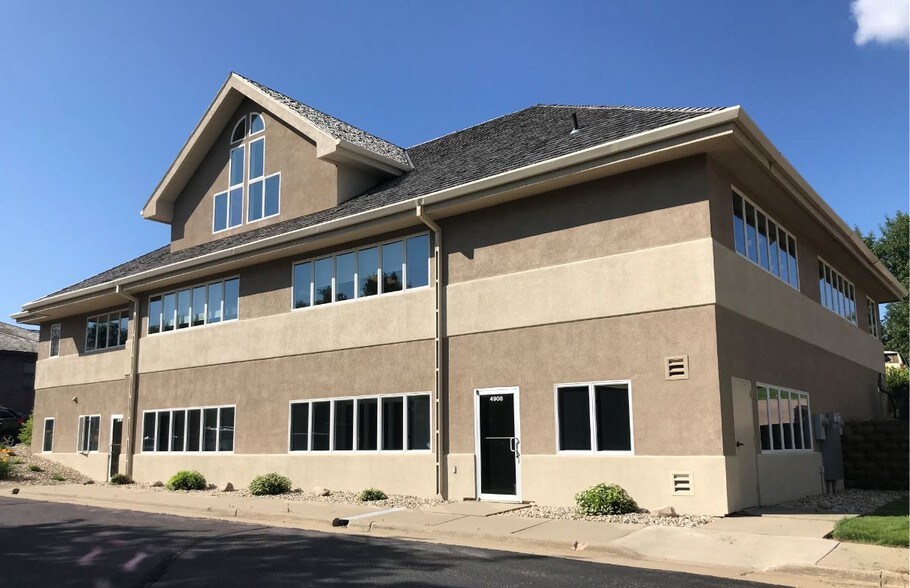 4904 S Minnesota Ave, Sioux Falls, SD à louer - Photo principale – Image 2 sur 4