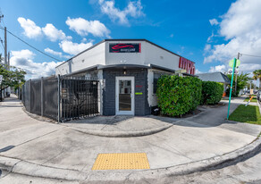 660-680 NW 71st St, Miami FL - Immobilier d'entreprise