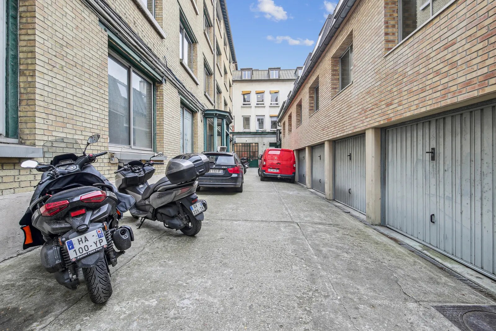 Bureau dans Paris à vendre Photo de l’immeuble– Image 1 sur 24
