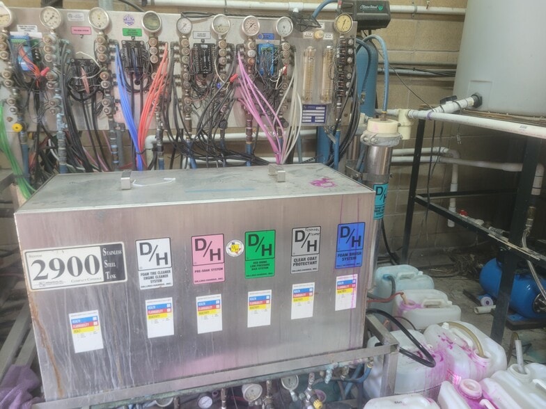 5031 Treaschwig Rd, Spring, TX à vendre - Photo intérieure – Image 3 sur 9