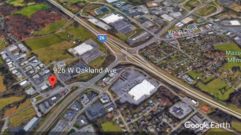926 W Oakland Ave, Johnson City, TN à louer - Photo de l’immeuble – Image 3 sur 8
