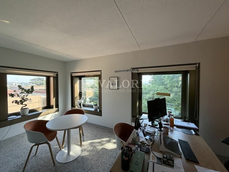 3 Allée Claude Debussy, Écully à vendre - Photo intérieure – Image 1 sur 13