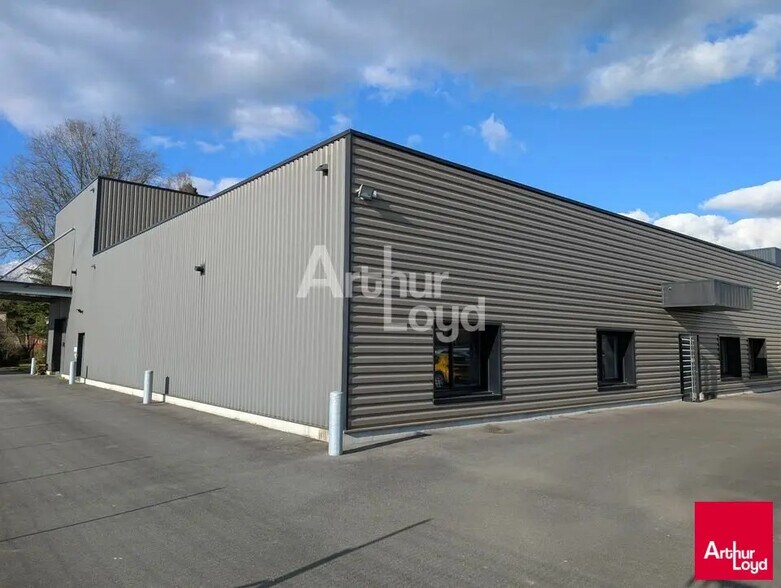 Local d'activités dans Melesse à vendre - Photo de l’immeuble – Image 1 sur 9